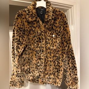 Forever 21 men’s leopard western jacket size Large